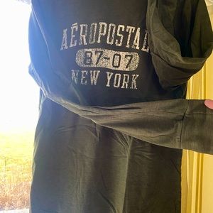 Aeropostale Long Sleeved Tee, unisex sized M. 60/40 cotton/poly